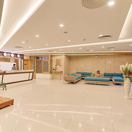 Grand Jeep Hotel Дананг Экстерьер фото