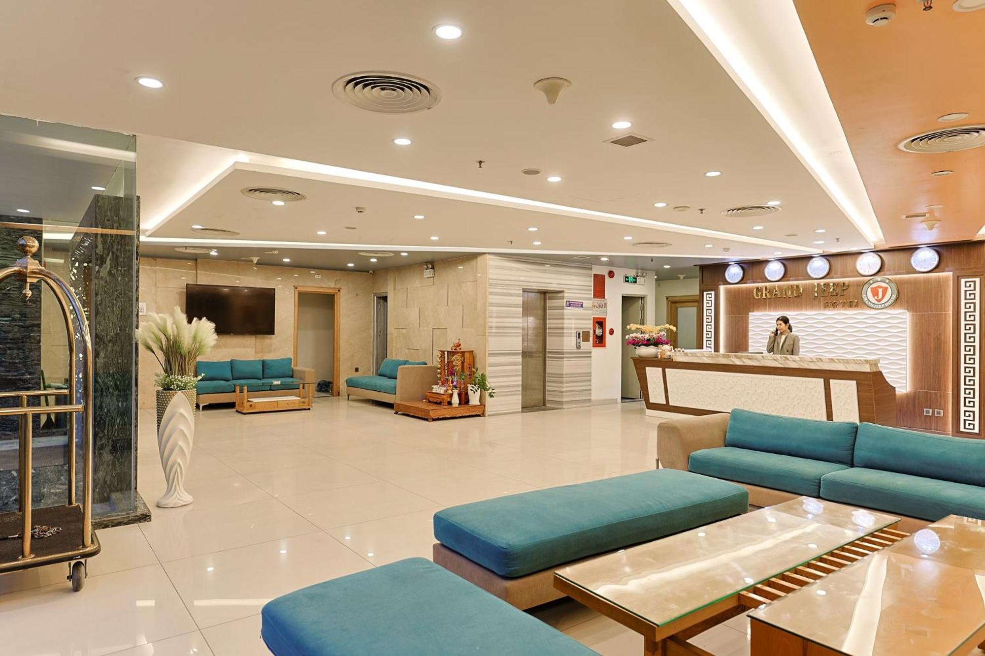Grand Jeep Hotel Дананг Экстерьер фото