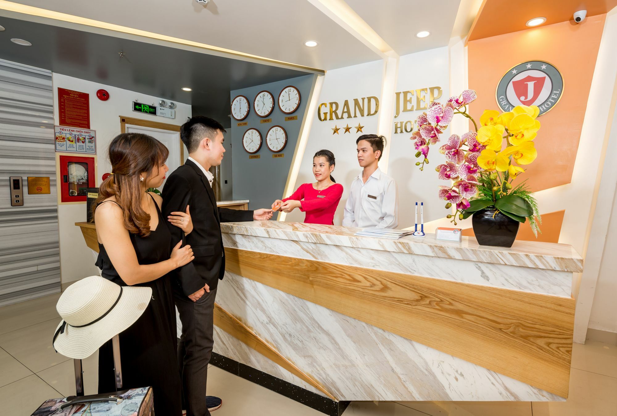 Grand Jeep Hotel Дананг Экстерьер фото